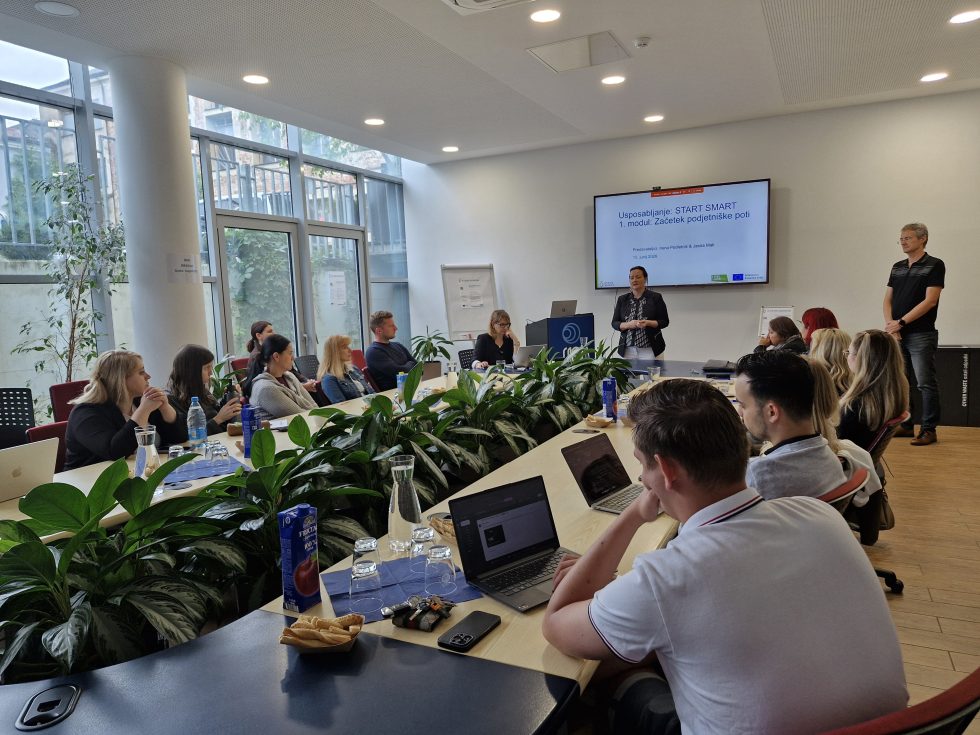 Uspešno zaključili 1. modul usposabljanja START SMART 8:  Začetek podjetniške poti 